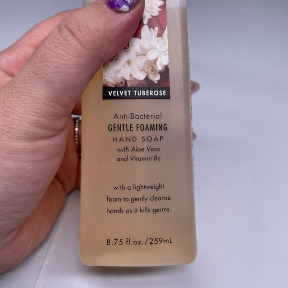 Bath & Body Works Velvet Tuberose Gentle Foaming Hand Soap Discontinued Expired - Picture 3 of 7